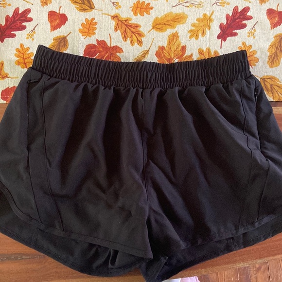 Lululemon Shorts 4” - Picture 1 of 3